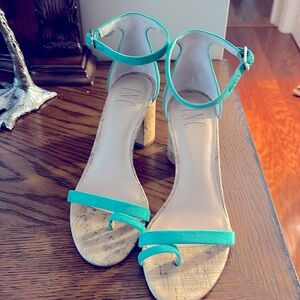 Green free easy style